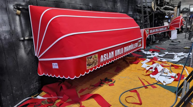 Adana Körüklü Tente Ustası